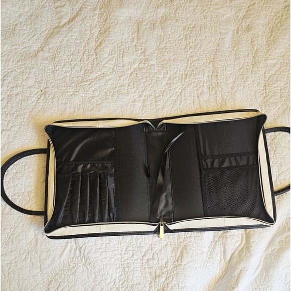 Dehite White Bible Storage Organizer Tote Bag Colorblock Pattern & Gold Charm - Picture 9 of 12